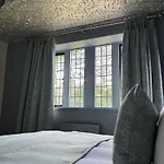 Abbey House 4*