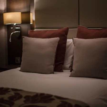 Abbey House 4* 배로우인퍼니스