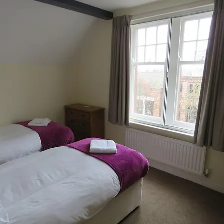 Abbey House 4*