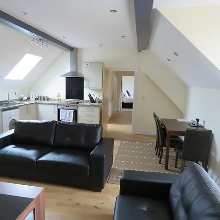 Abbey House 4*