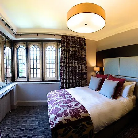 Abbey House Hotel 4*