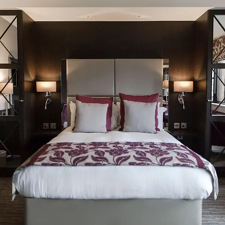 Abbey House 4*