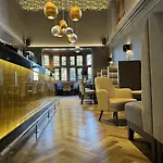 Abbey House Hotel