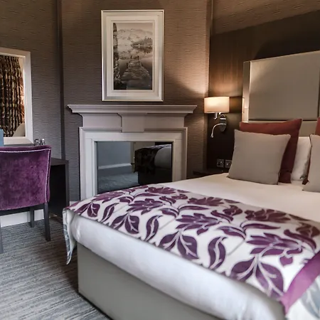 Abbey House 4*