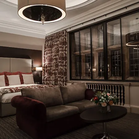 Abbey House 4* 배로우인퍼니스