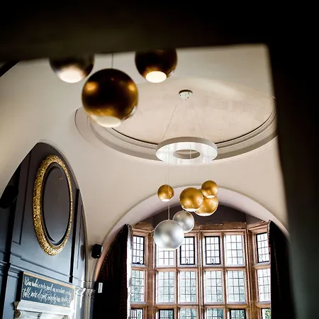 Hotel Abbey House
