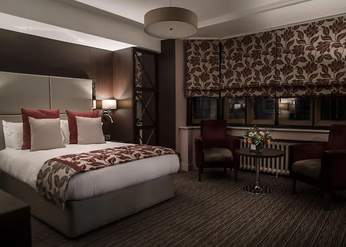 Abbey House Hotel 4*