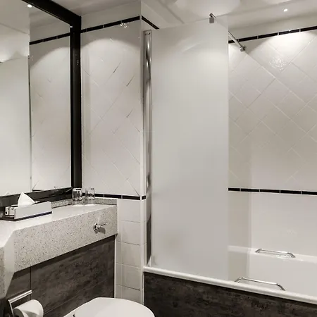 Abbey House Ξενοδοχείο 4*