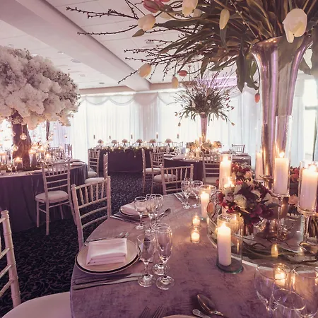 Abbey House Ξενοδοχείο 4*